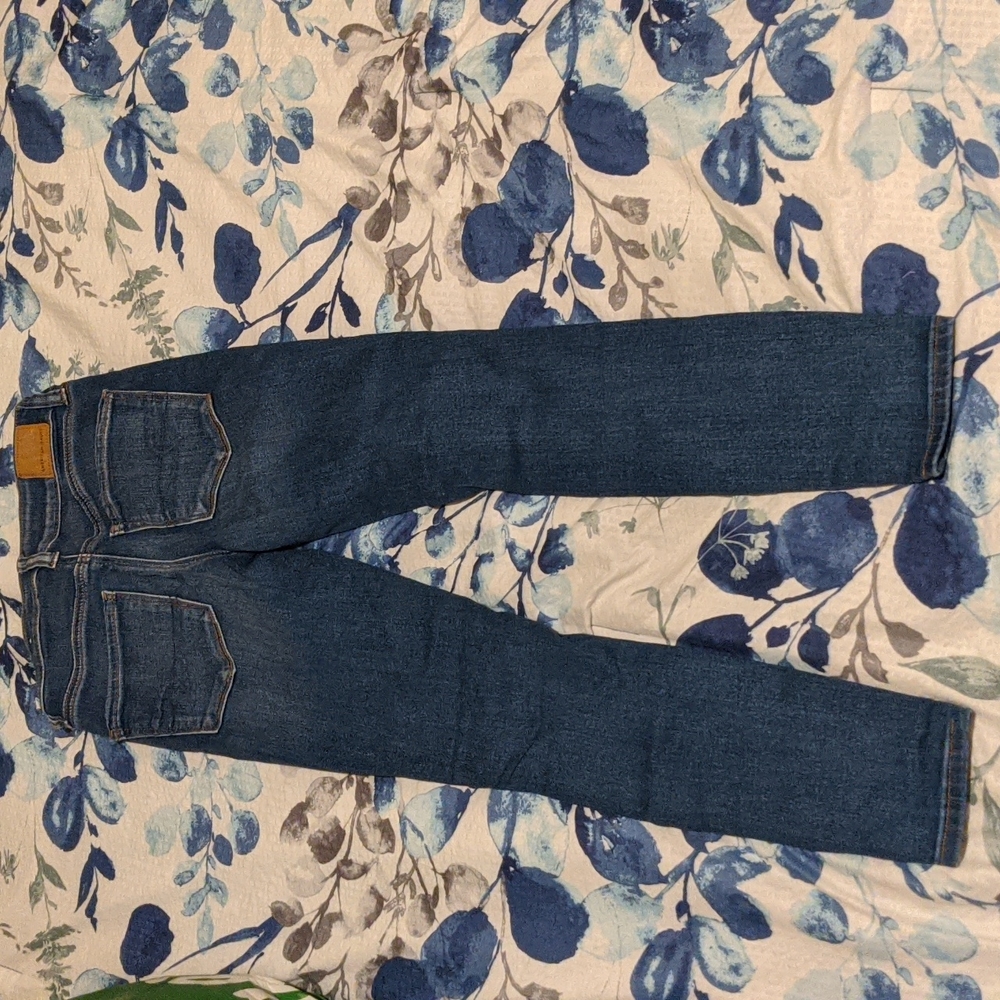 AE Women's Ripped Jeggins - Picture 3 of 5